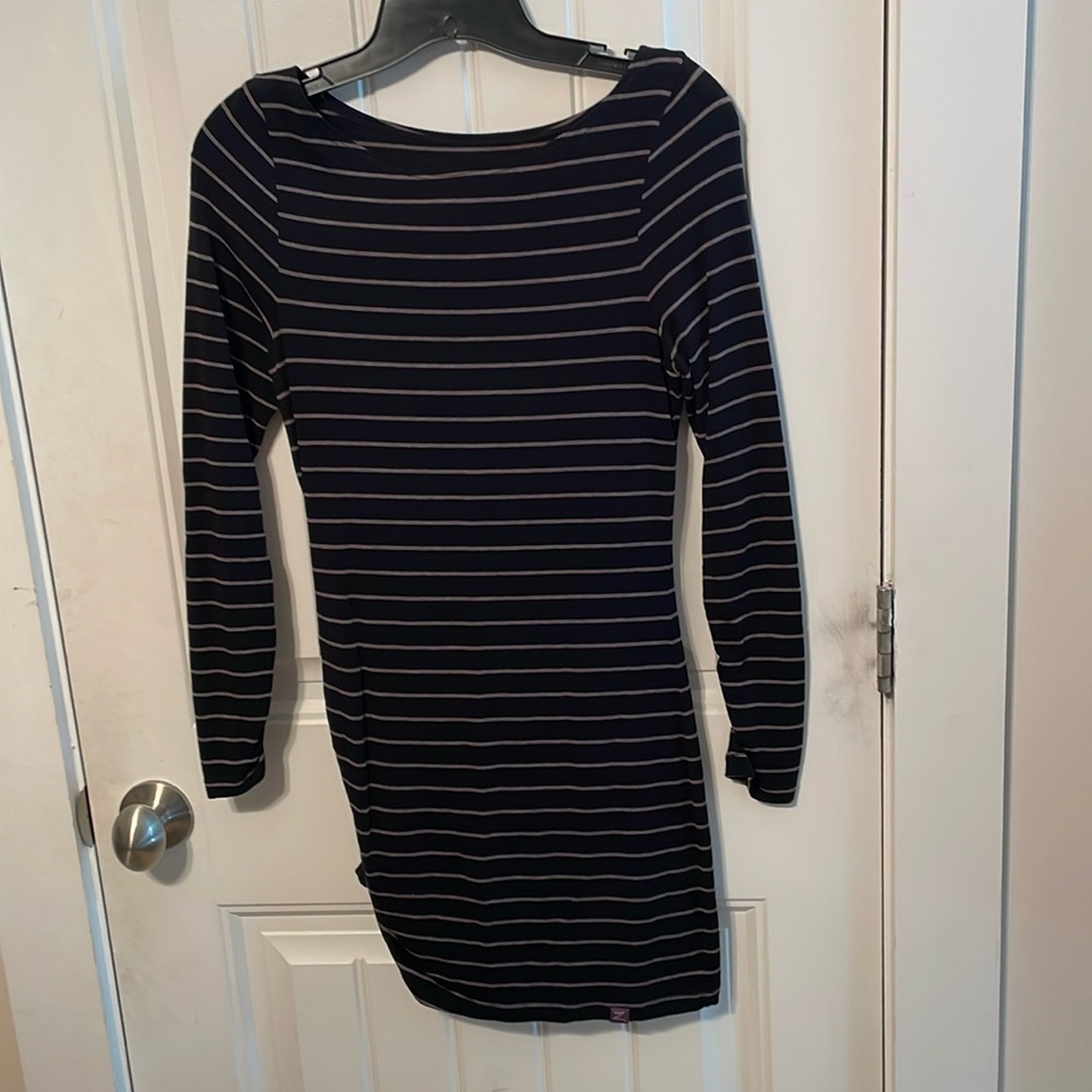 Zobha Black Striped Long Sleeve Tunic Top Size Small EUC